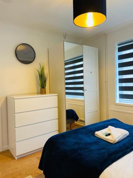 Entire 5 Bedroom House, Fast Wi-Fi, Free Parking Cambridge Zewnętrze zdjęcie